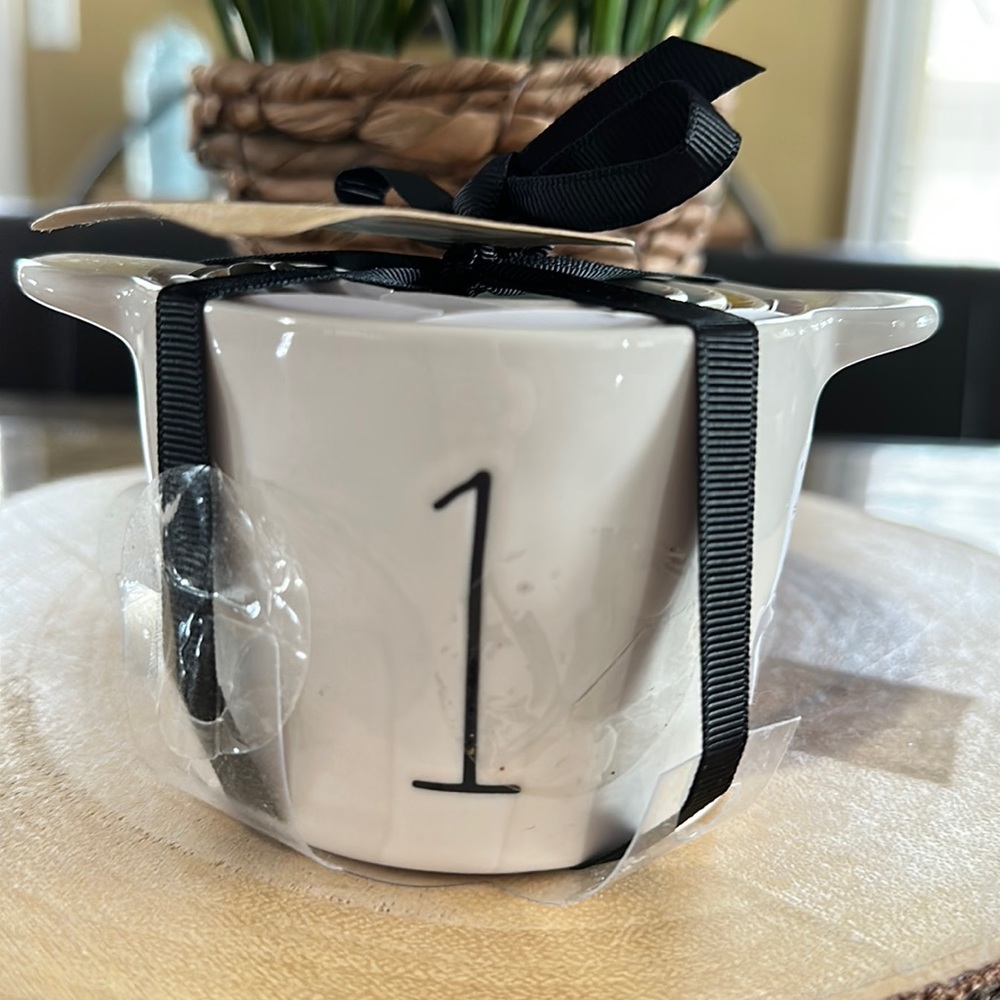 Rae Dunn/Disney Measuring cups